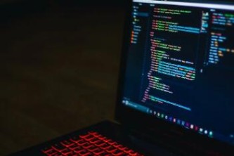 开端白敬亭电脑是什么